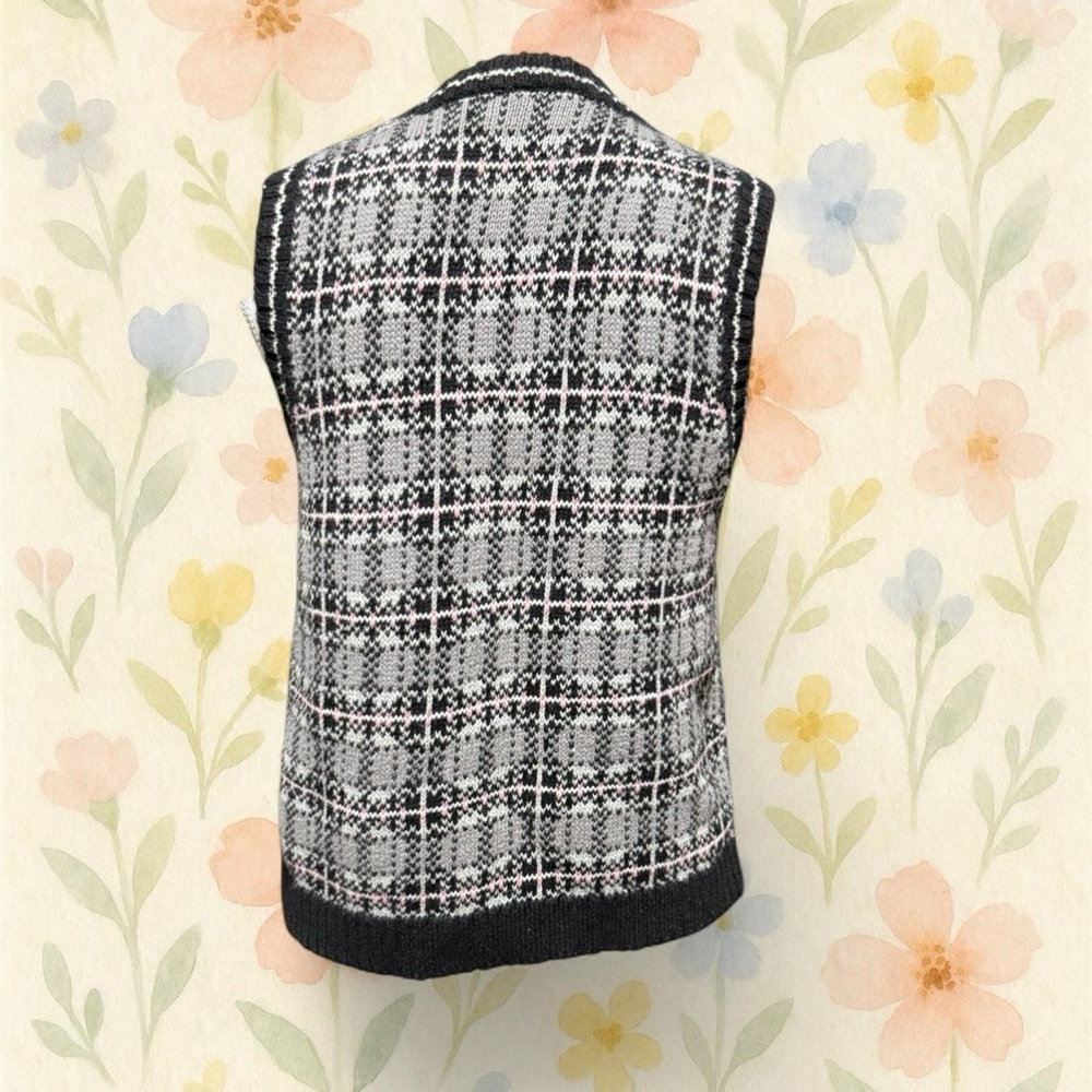 Vintage Nuggets Plaid Knit Sweater Vest Womens M Black Gray V-Neck Preppy 90s - Picture 3 of 6